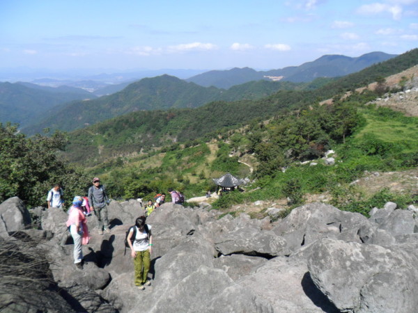 12日【结伴自驾】上虞登覆卮山,赏世纪冰川,千年梯田