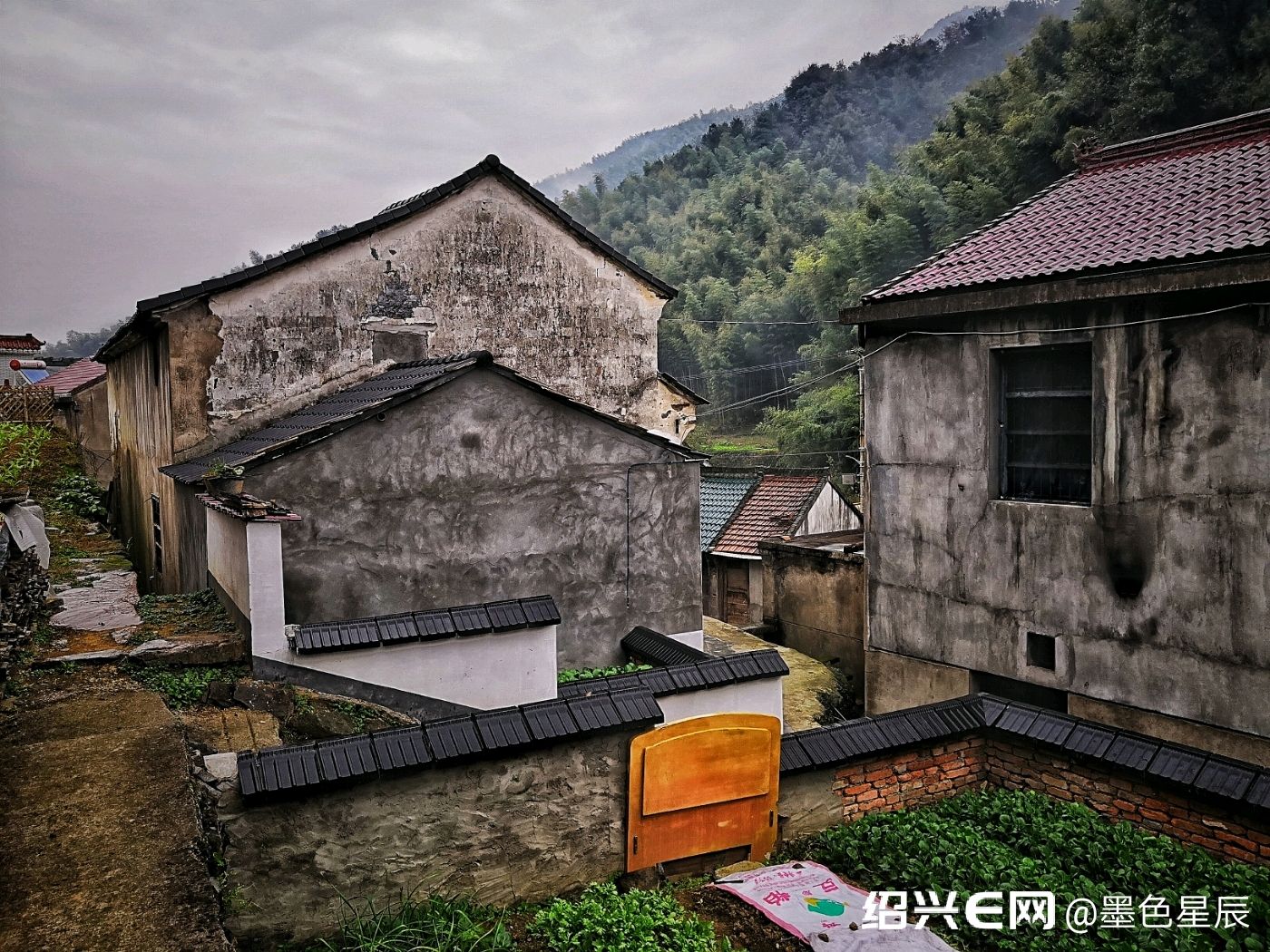 图说绍兴 蒙蒙细雨中的王坛镇张蒋村之上蒋自然村2019.12.