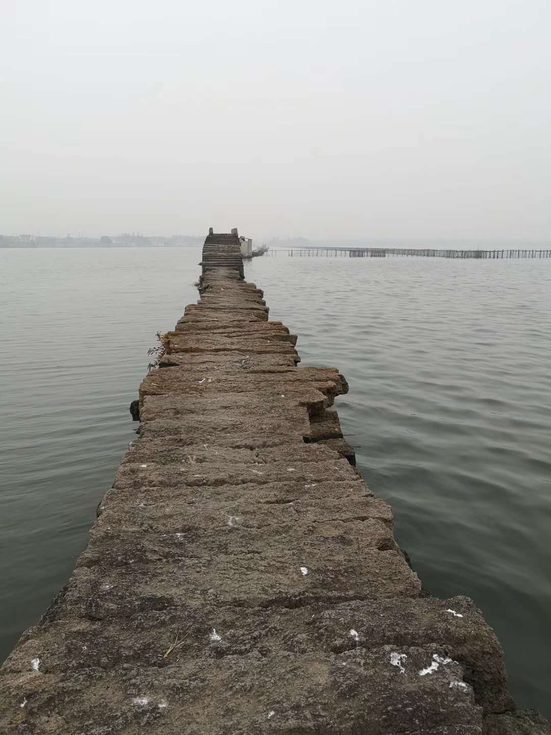 过绍兴犭茶湖古纤道
